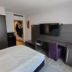 Nice Apartment In Modern Center Of Duesseldorf