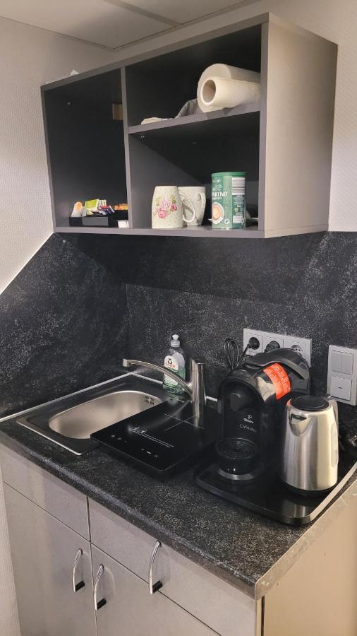 In Modern Center Of Appartement *