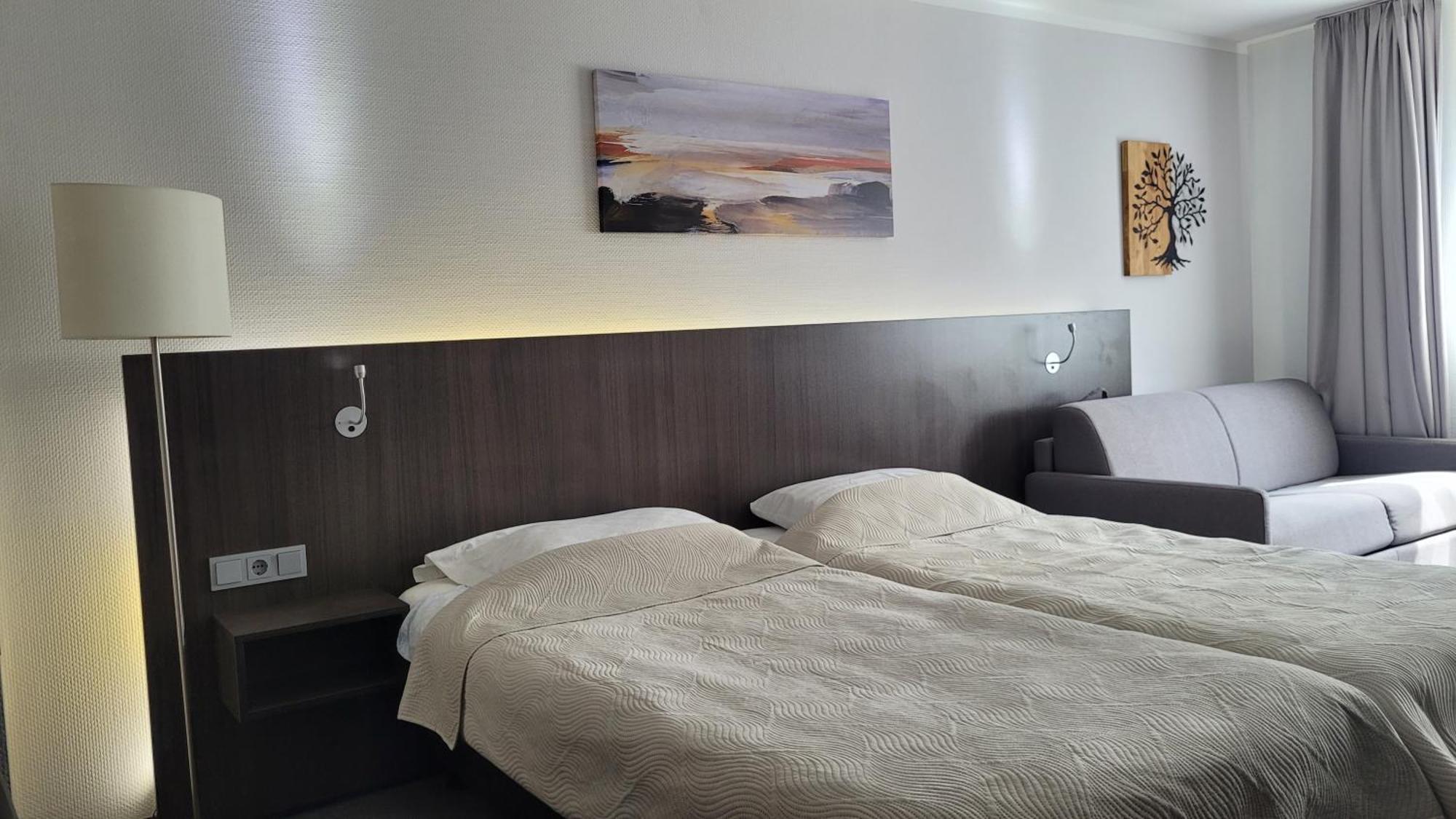 In Modern Center Of Appartement *
