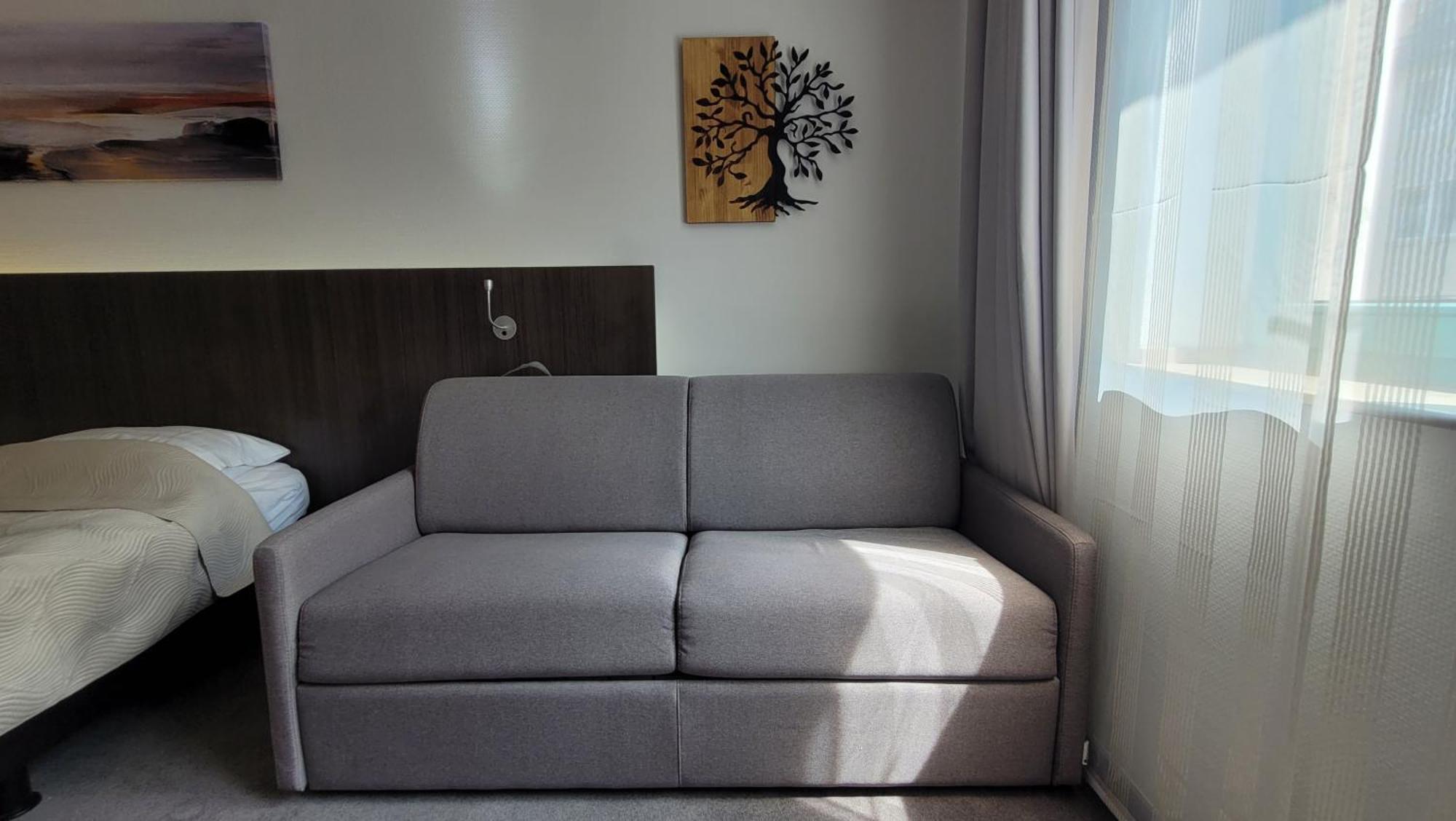 Appartement In Modern Center Of *