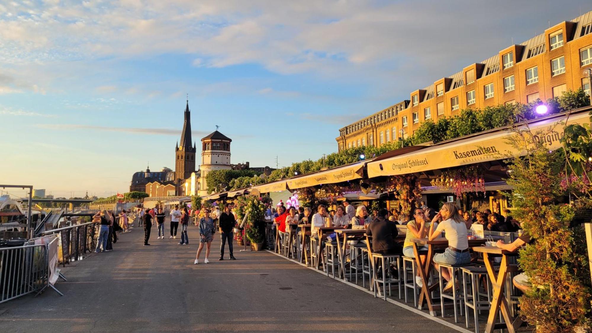 Appartement In Modern Center Of *